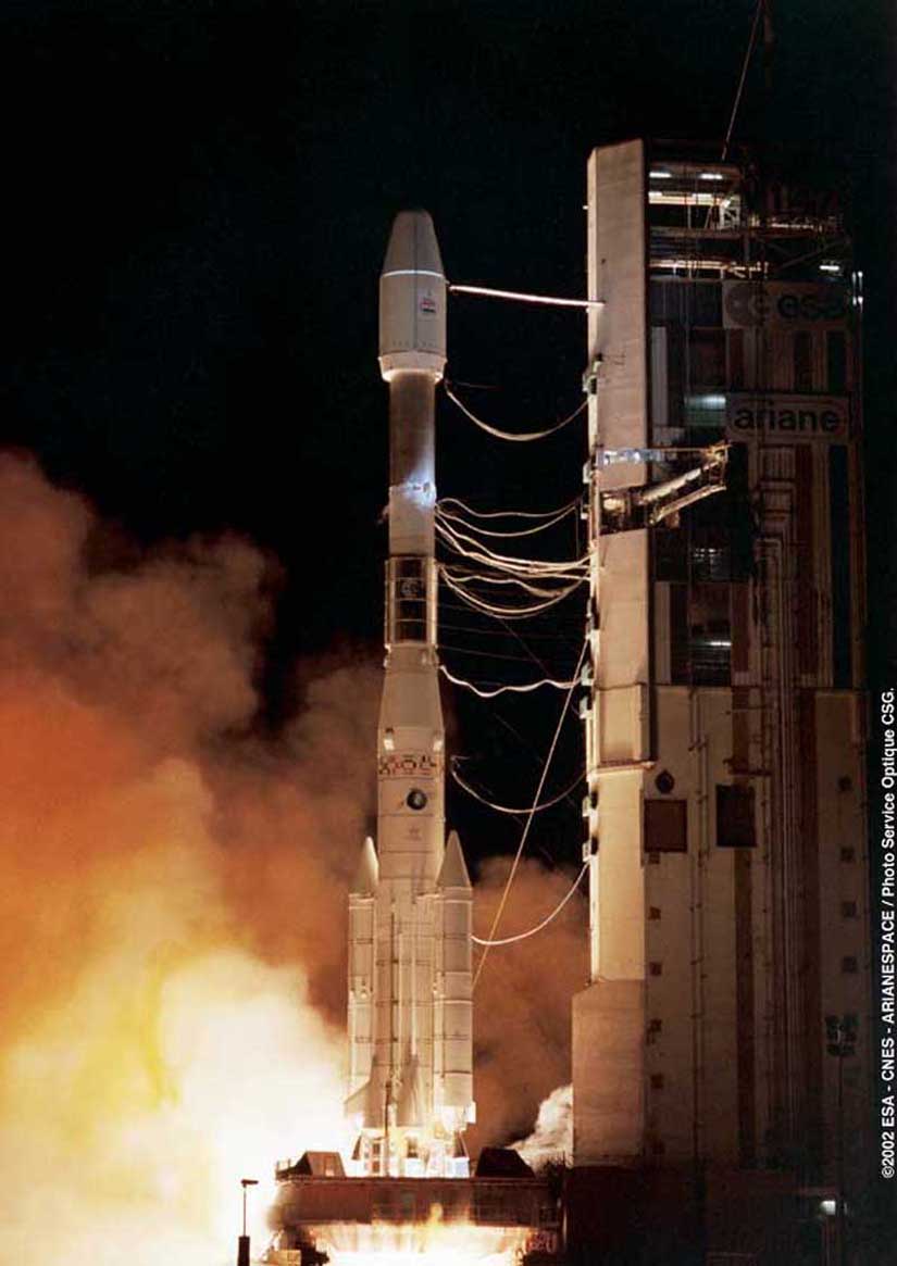 Lancement de la fusée Ariane 42L