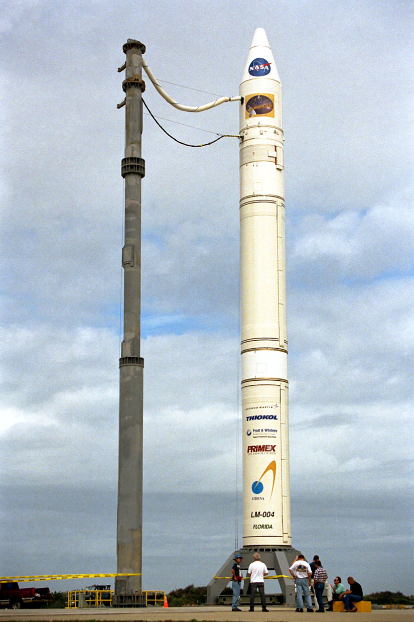 La fusée Athena 2 avant son lancement