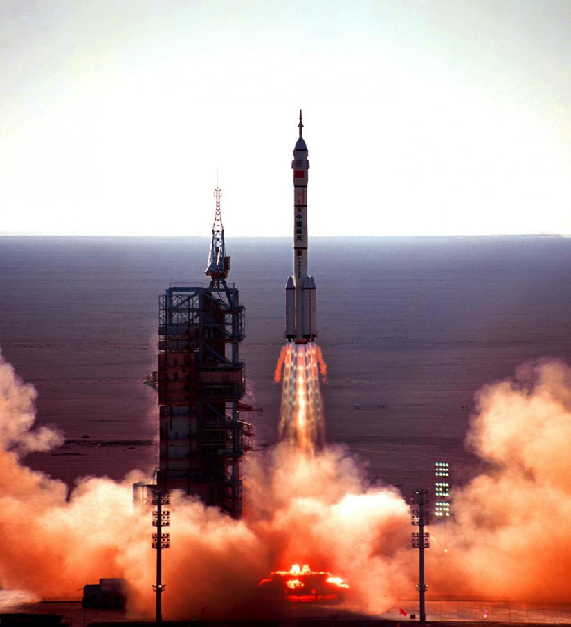 Lancement de la fusée Chang-Zheng 2F