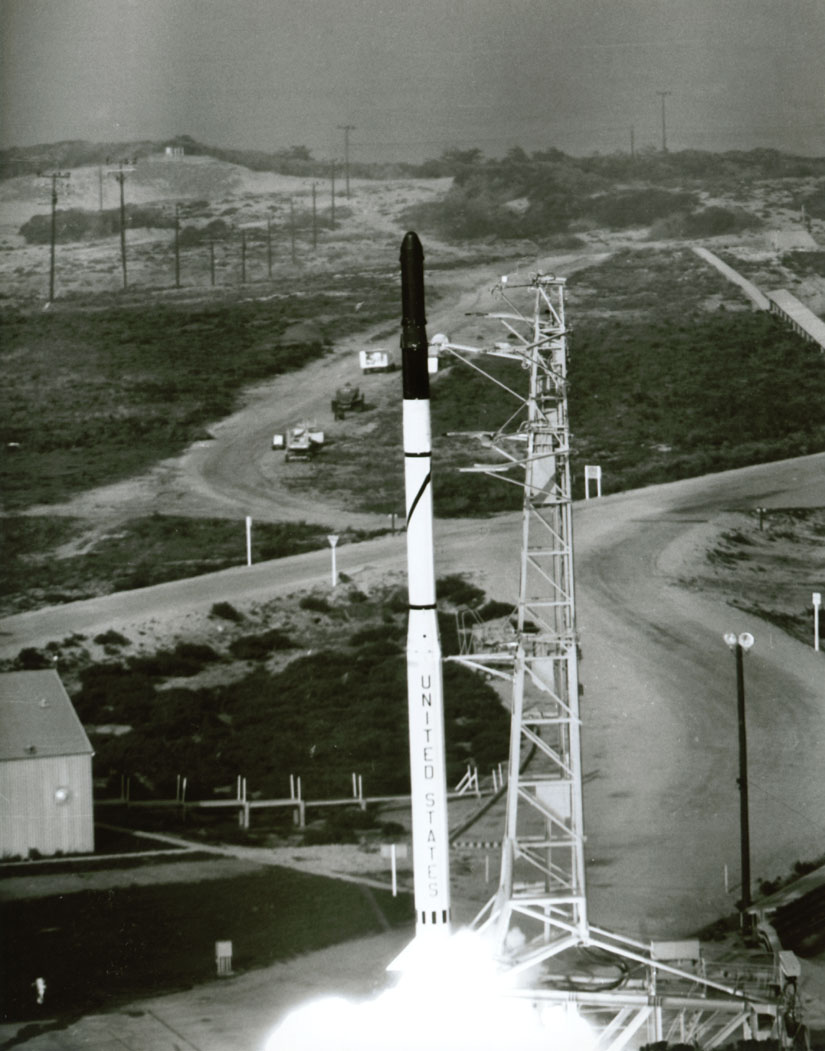 Lancement de la fusée Scout X-2M