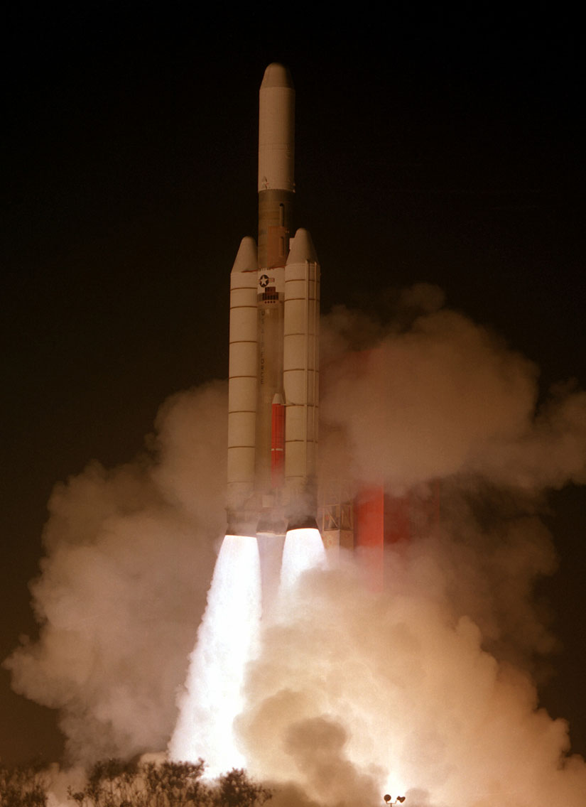 Lancement de la fusée Titan 34D IUS