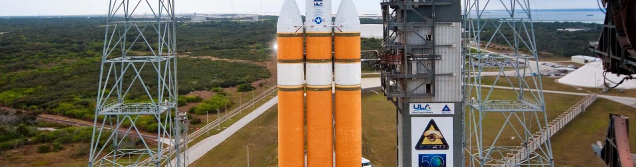 Une fusée Delta IV prête à lancer le satellite NROL-82
