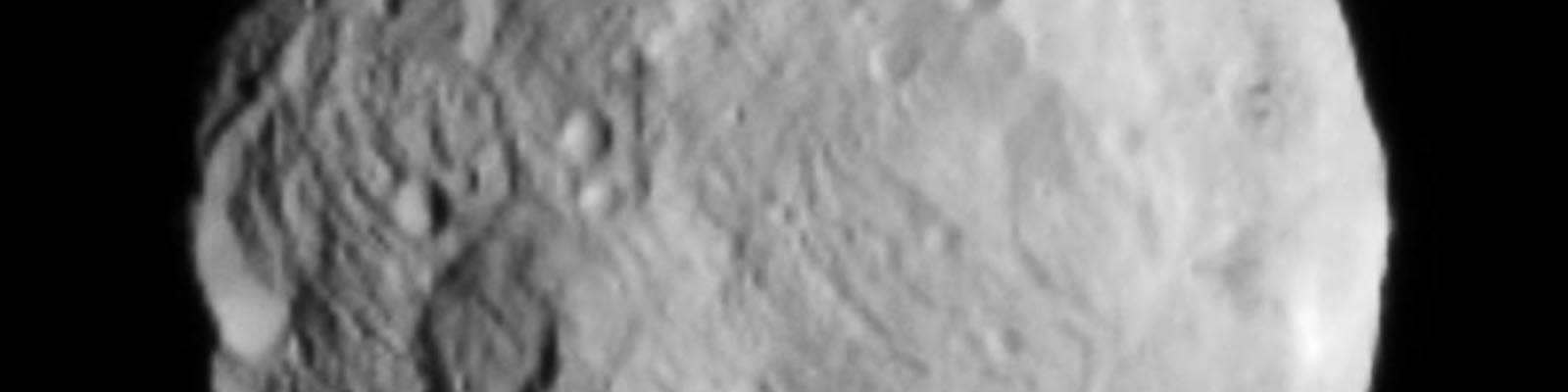 Dawn se place en orbite autour de Vesta