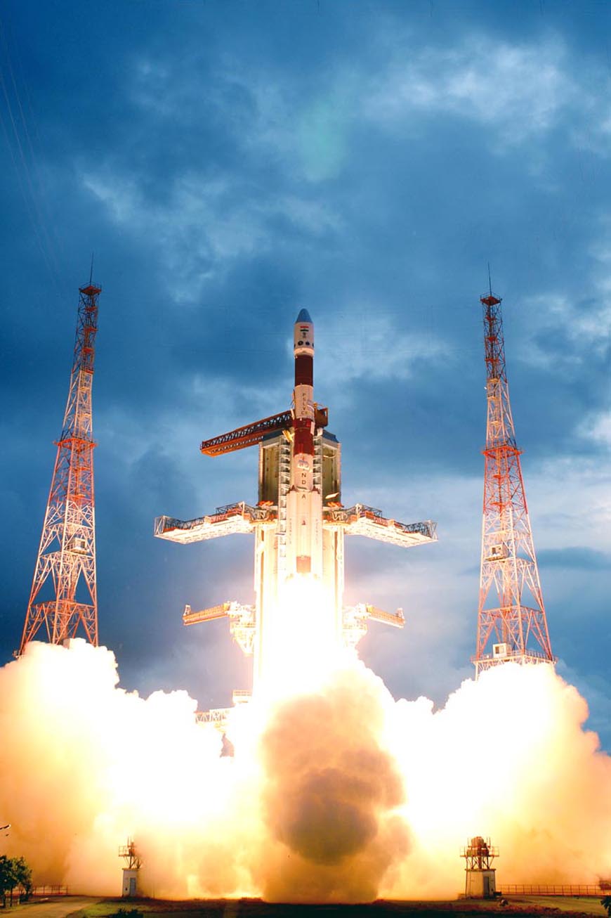 L'Inde a lancé sa première mission d'exploration lunaire