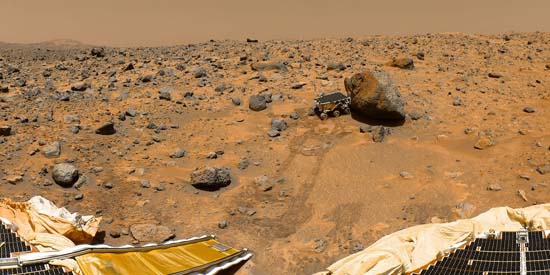 Mars-Pathfinder et le rover Sojourner à la surface de la planète Mars