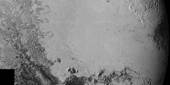 Gros plan de la surface de Pluton