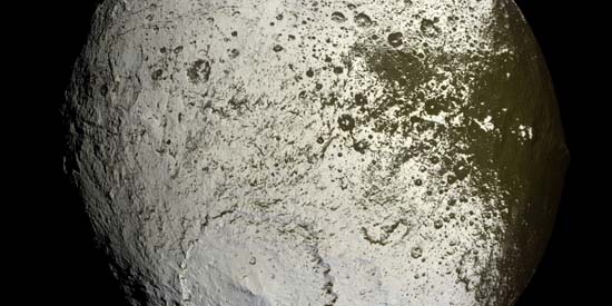 La surface de Japet Iapetus