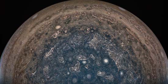 Détails en couleurs de la planète Jupiter