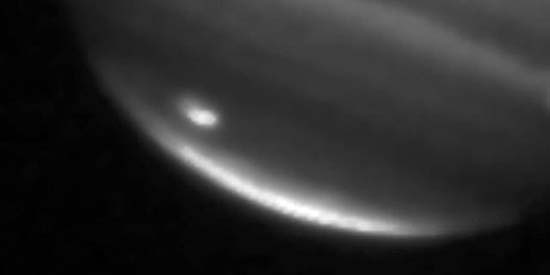 Image infrarouge d'un impact sur Jupiter