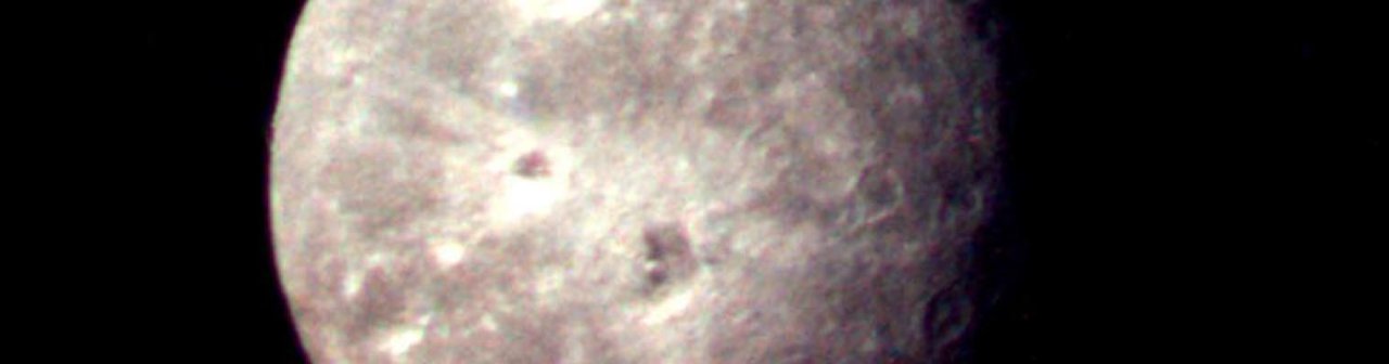 Oberon par Voyager 2