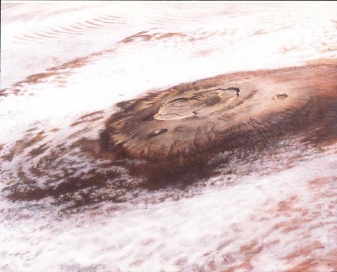 Nuages autour d'Olympus Mons